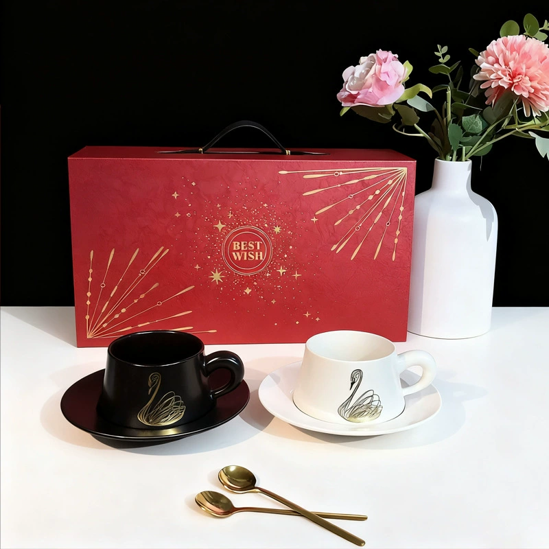 Tasse et soucoupe en céramique vintage tableware view 10