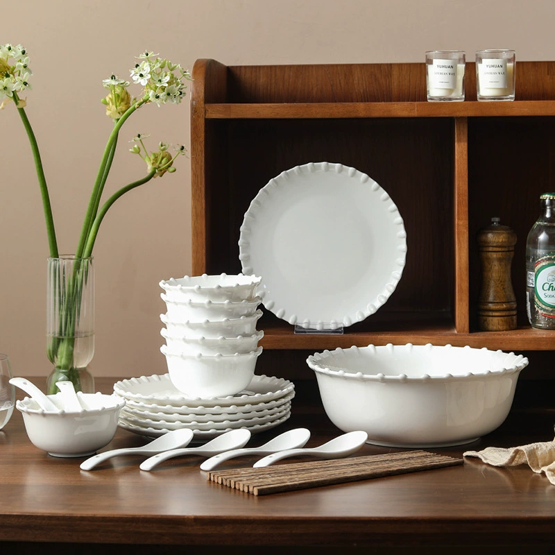 طقم أدوات مائدة دانتيل أبيض tableware view 4