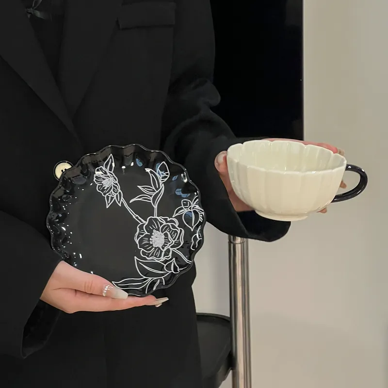 Набор керамической тарелки и чашки ласточка японская tableware view 2