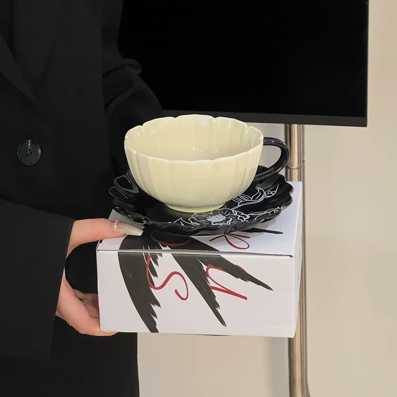 Набор керамической тарелки и чашки ласточка японская tableware view 4