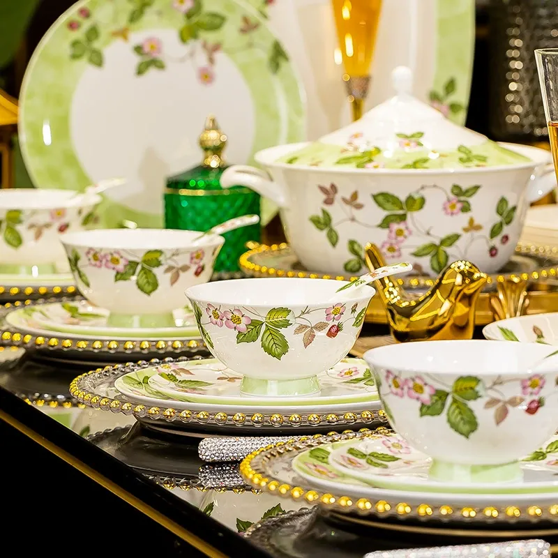 Bone China Dinnerware Set
