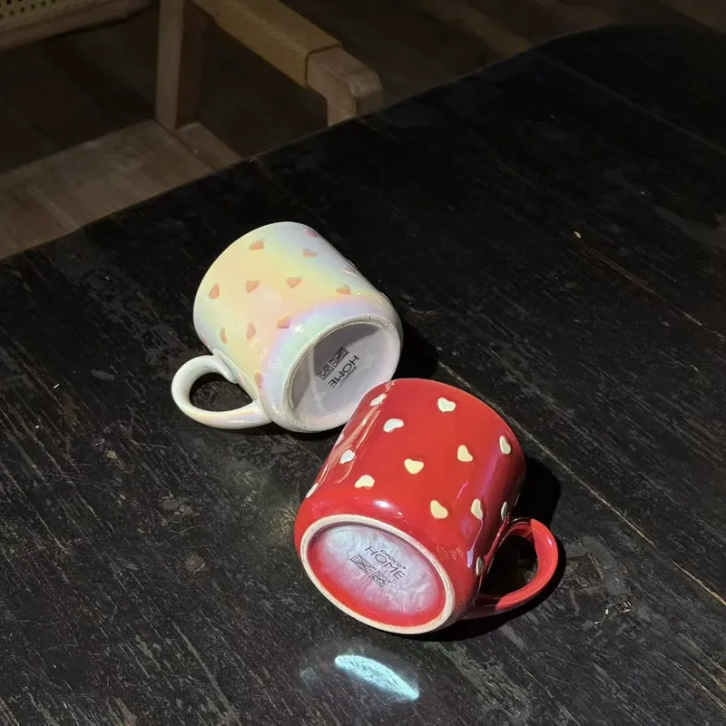 Heart-Shaped Ceramic Mug tableware view 3