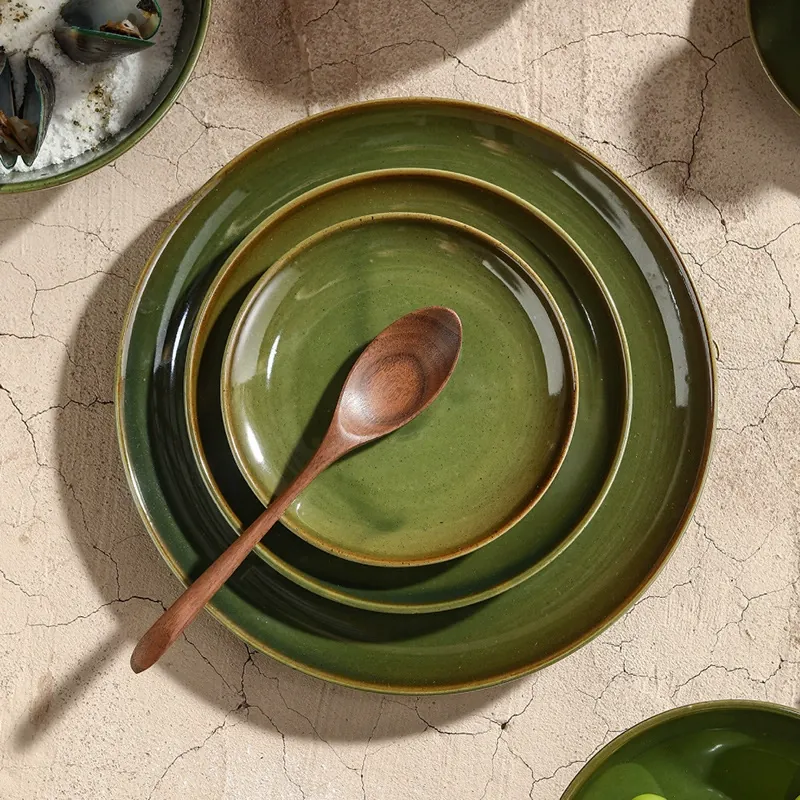 녹색 유약 접시 tableware view 3