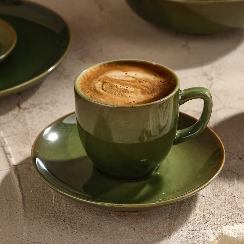 녹색 유약 접시 tableware view 4