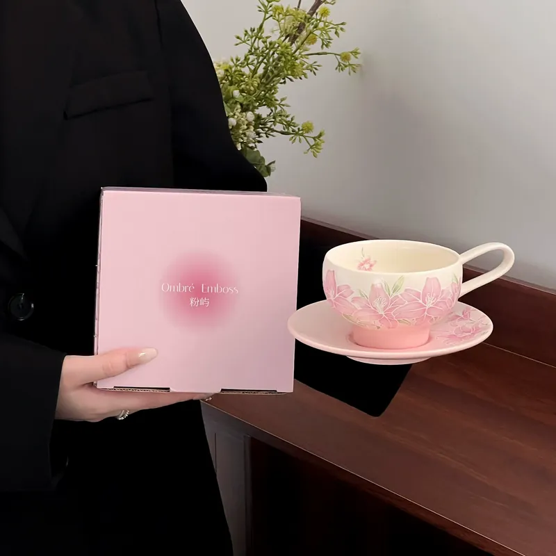 릴리 부조 도자기 커피 머그 tableware view 6