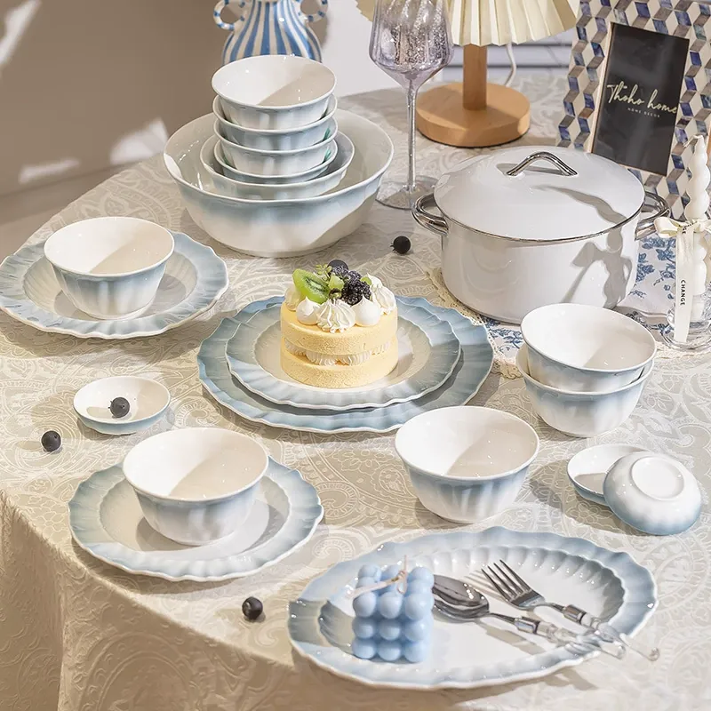 Porcelain Dinnerware Set tableware view 3