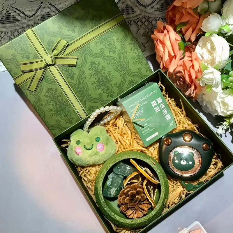 Towel Bear Gift Set tableware view 3