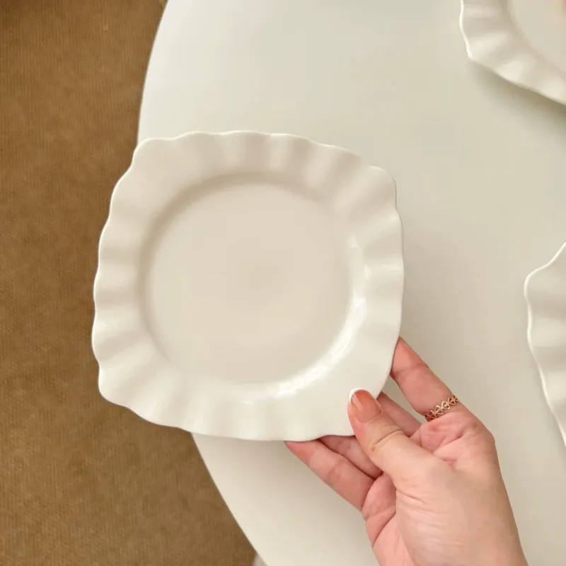 白磁波形サービングプレート tableware view 6