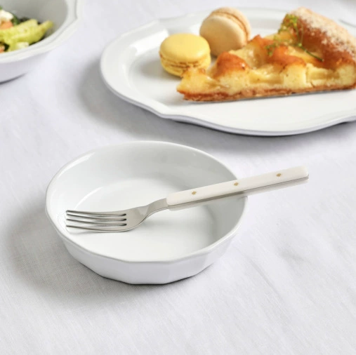 Assiette en céramique blanche tableware view 3