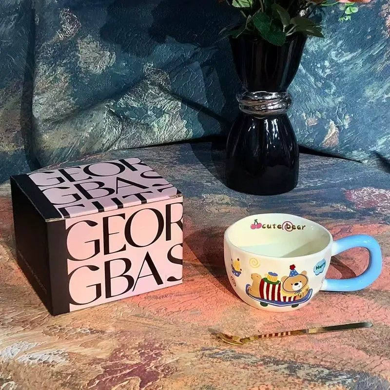 Mug en céramique chat avec cuillère tableware view 2