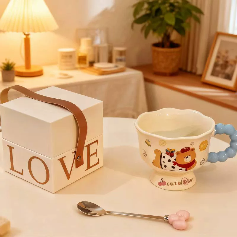 كوب سيراميك بشكل دب مع ملعقة tableware view 4