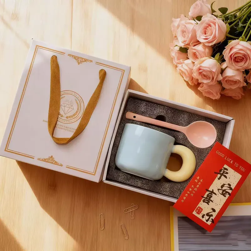 Mug en céramique avec couvercle tableware view 11