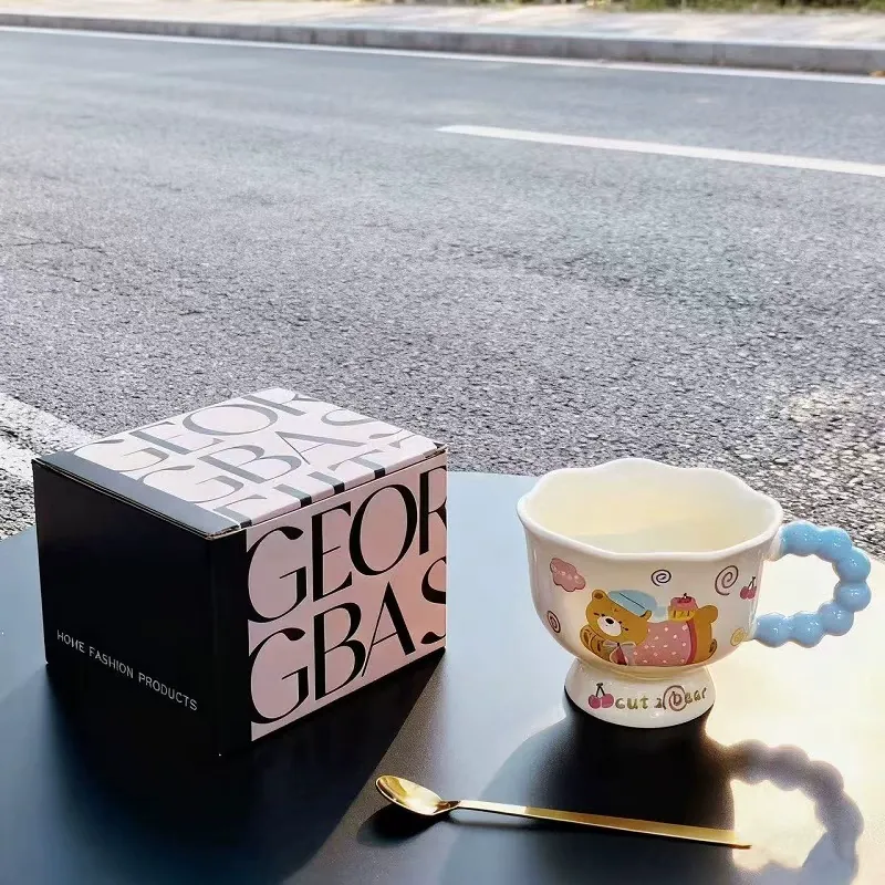 Ceramic Mug with Pearl Handle tableware view 9