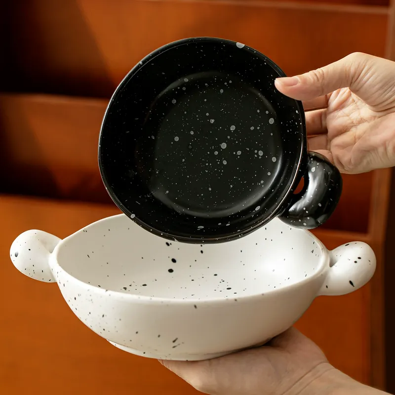وعاء خبز سيراميك بمقبضين tableware view 3