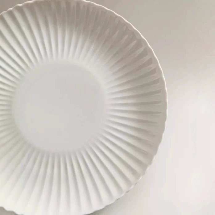 Assiette à rayures verticales japonaise tableware view 3