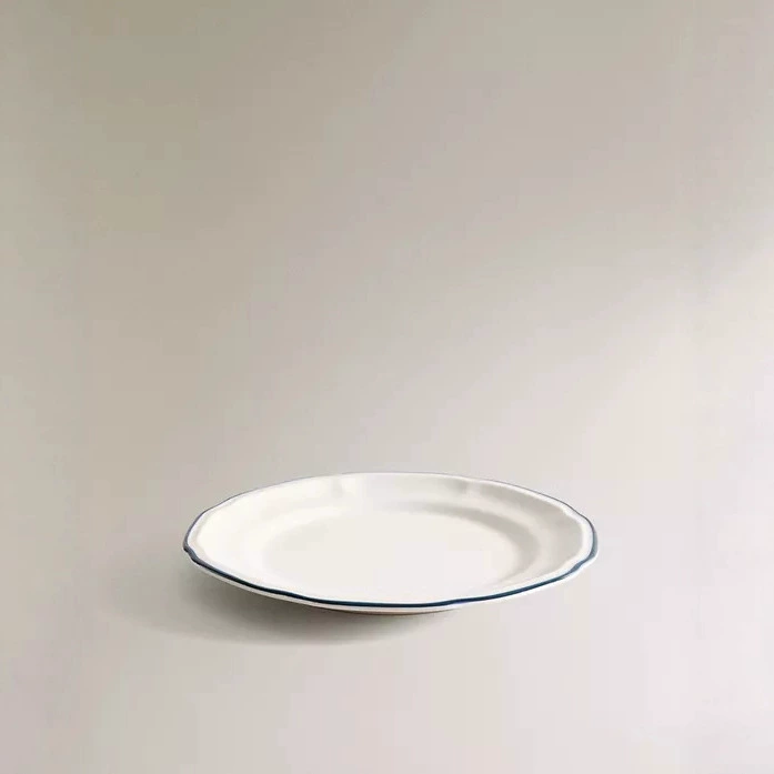 Plato relieve francés tableware view 3