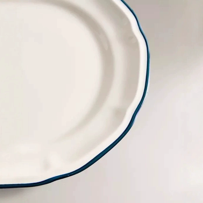 Plato relieve francés tableware view 4