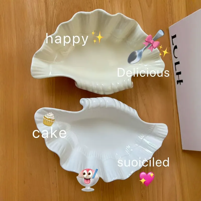 Shell-Shaped Ceramic Serving Dish tableware view 2