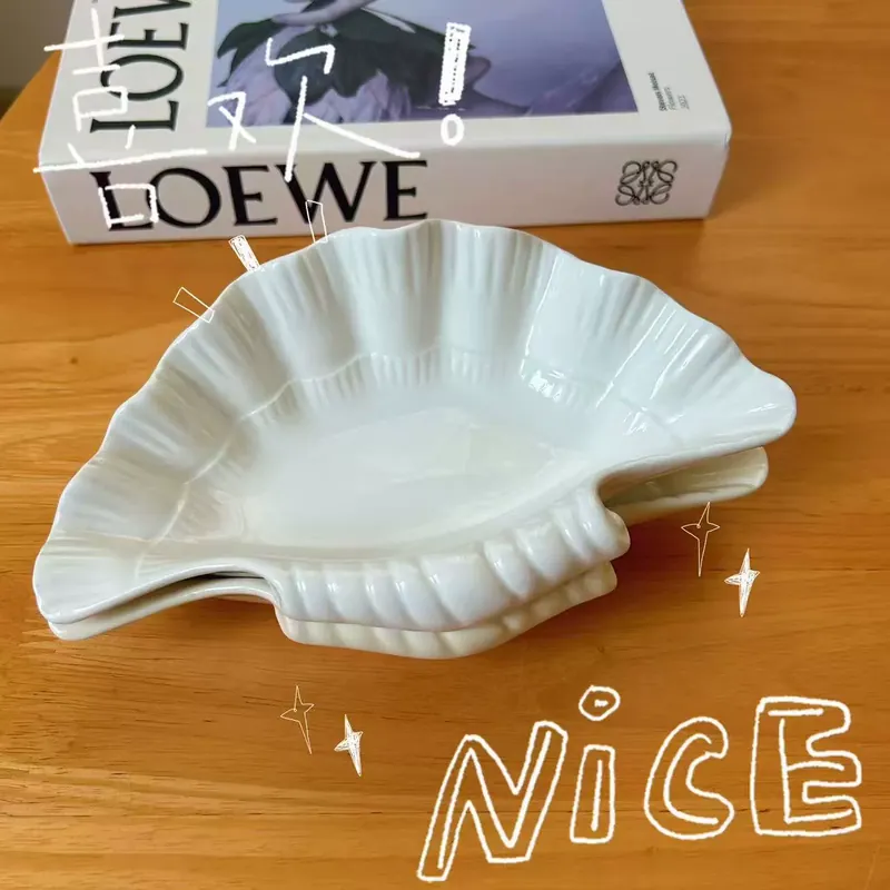 Shell-Shaped Ceramic Serving Dish tableware view 3